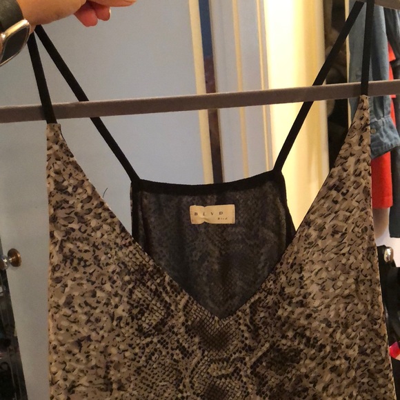 Snakeskin Pattern Tank - Picture 3 of 5